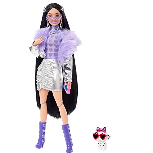 Barbie Extra n. 15 – Bambola con giacca metallizzata e cagnolino, HHN07