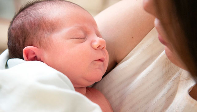 Guida Essenziale alla Cura del Bambino: Consigli e Strategie per i Primi Anni di Vita