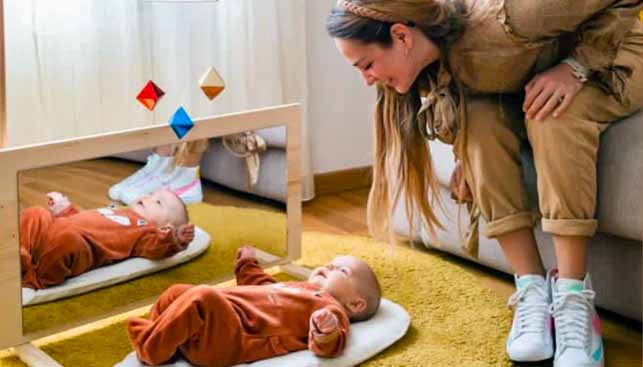 Giochi Montessori per neonati