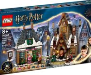 LEGO 76388 Harry Potter, Visita al Villaggio di Hogsmeade, Set da costruire con 6 Minifigure, 8+ Anni